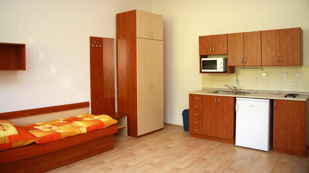 Residence Slezska Ostrava Luaran gambar