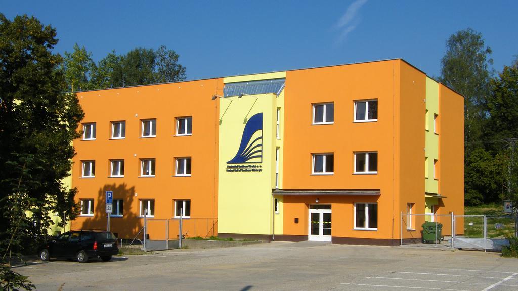 Residence Slezska Ostrava Luaran gambar