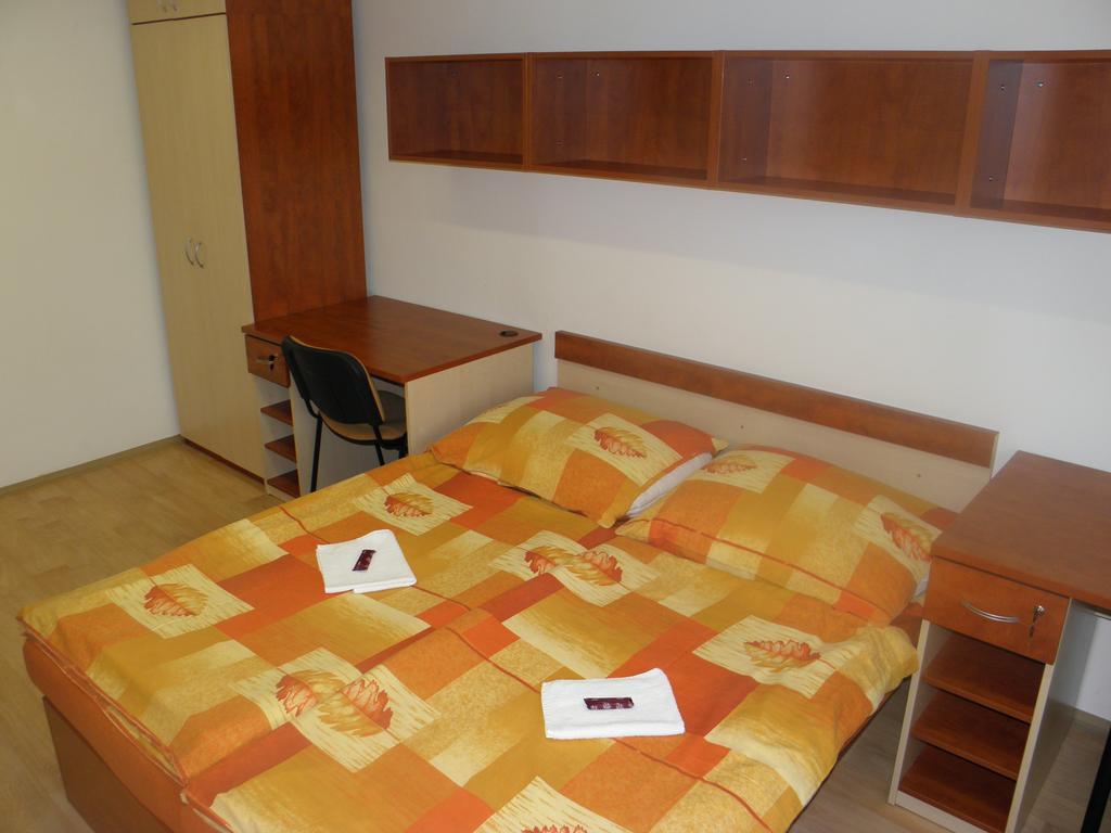 Residence Slezska Ostrava Bilik gambar